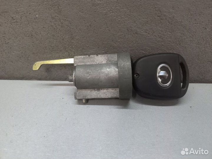 Замок зажигания Great Wall Hover H5 2011