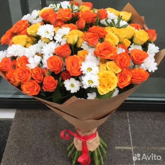 Доставка кустовые розы