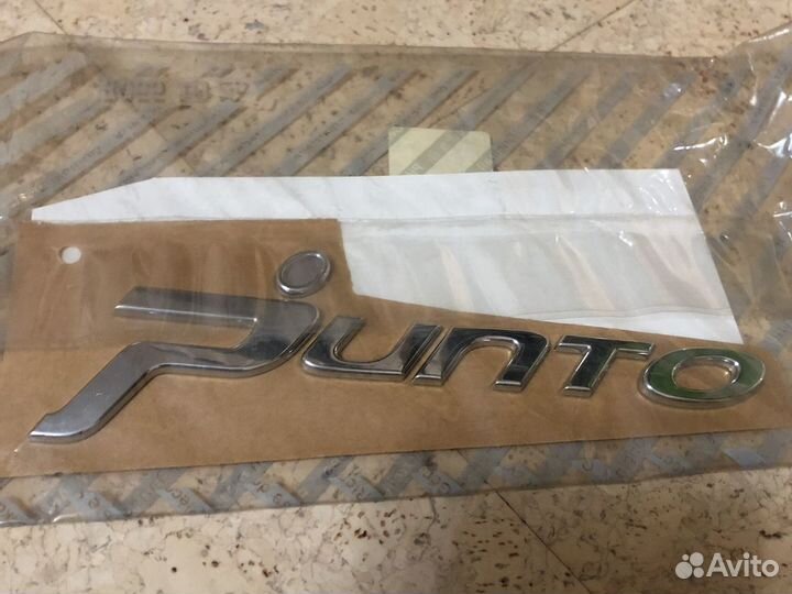 Fiat Grande Punto Эмблема