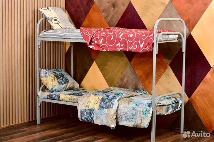 Кровать металлическая двухъярусная