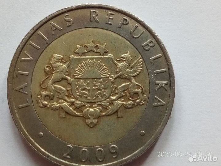 Монета 2 лата