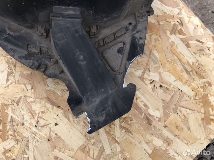 Локер передний левый Skoda Kodiaq