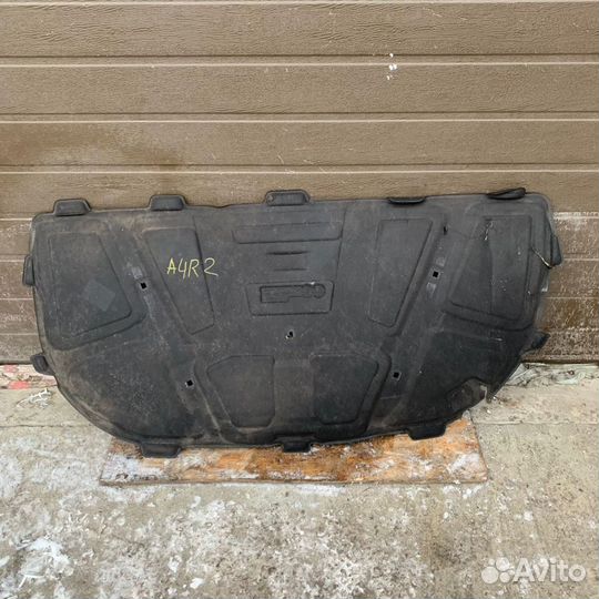 Шумоизоляция капота audi a4 b8 рестайлинг дефект