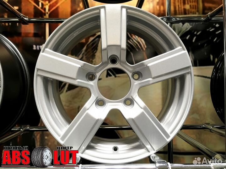Новые литые диски R16 для Шевроле Нива