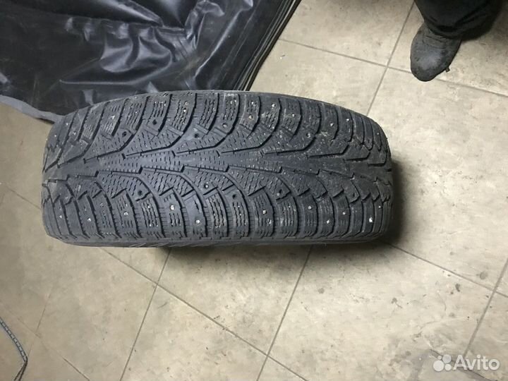 Nokian Tyres Hakkapeliitta 5 235/65 R17 108