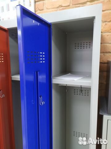 Шкаф металлический для раздевалки