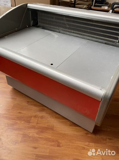 Холодильная витрина бу