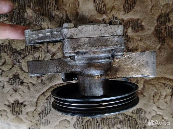 Насос гура kia Sportage 2