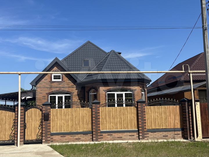 Дом 160 м² на участке 10 сот.