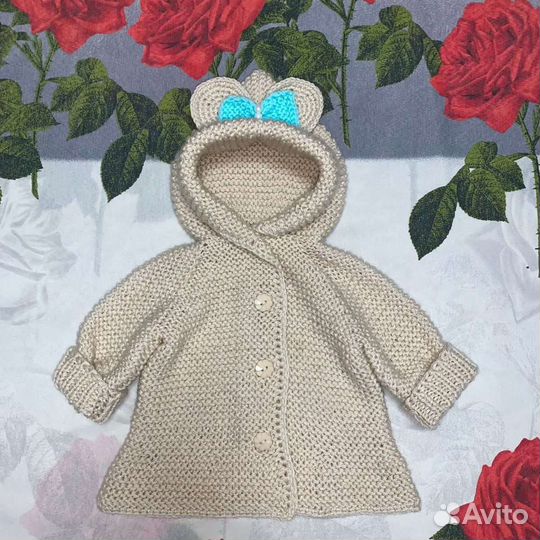 Кофточки вязаные