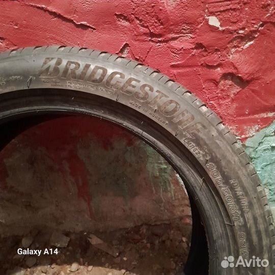 Bridgestone B700 205/50 R17 93