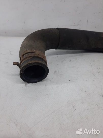 Патрубок радиатора Lexus Is220 седан 2.2 2adfhv