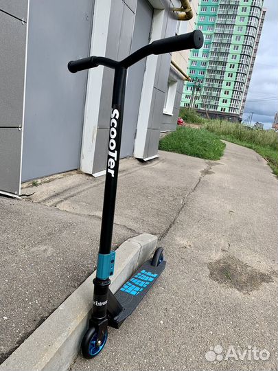 Новый трюковой самокат в коробке