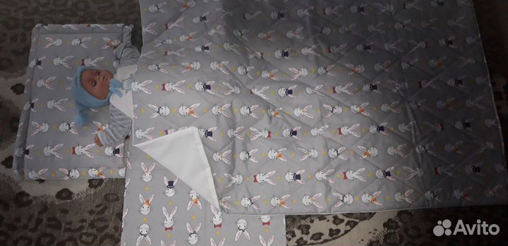 Комплект в детскую кроватку новый