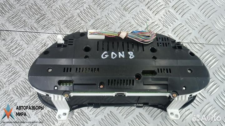 Щиток приборов (приборная панель) Toyota Avensis