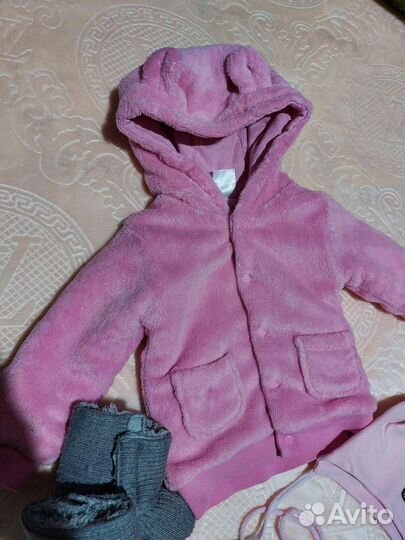 Куртка, шапка, сапожки и варежки 74