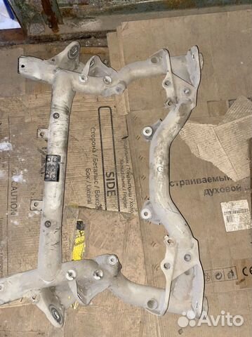 Подрамник mercedes w212