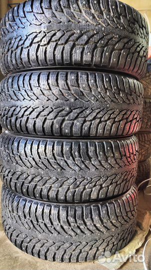 Nokian Tyres Hakkapeliitta 9 SUV 285/60 R18 116T