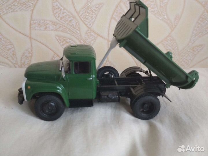 Модель автомобиля ЗИЛ 130