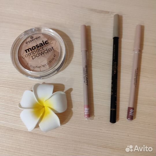 Набор косметики пакетом Chanel stellary essence