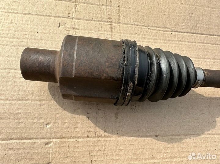 Полуось передняя правая Renault Duster 2.0