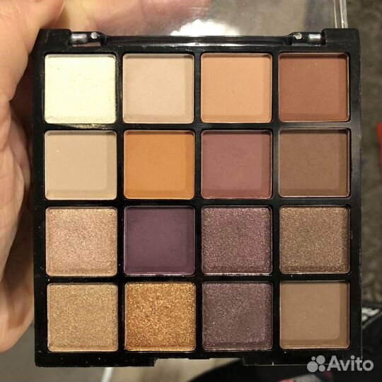 Тени для век