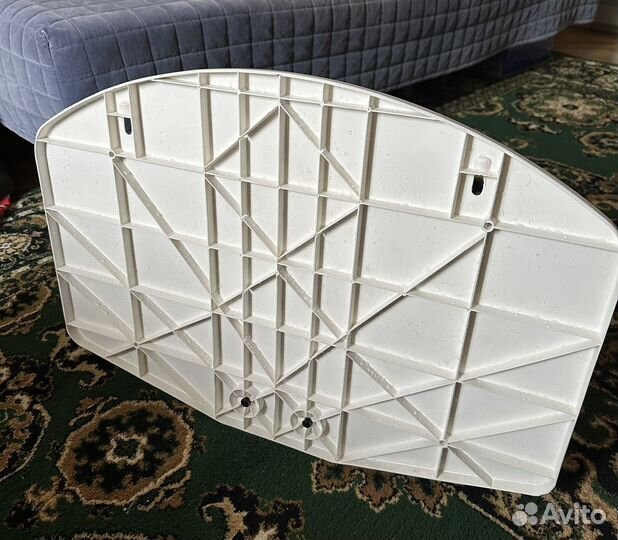 Баскетбольный щит с кольцом.на брони