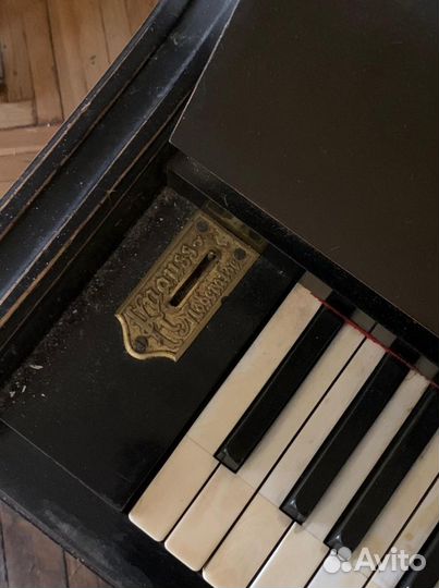 Пианино «Кнаусс Кобленц» («Knauss Coblenz»)