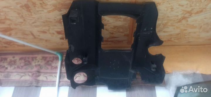 Крышка двигателя (двс) m112 Мерседес W210;W163