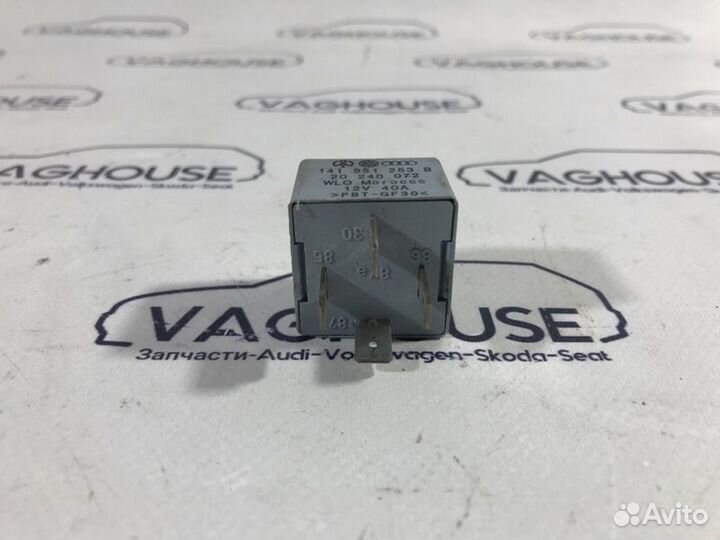 Реле Audi A3 8L 2003