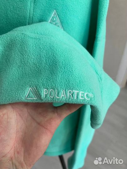 ACG Series Solid Letter Logo Stand Collar Pullover