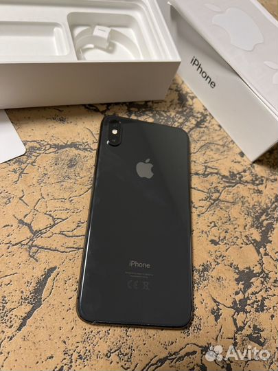 Телефон iPhone 10 xs