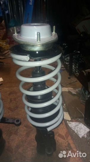 Стойки передние всборе для ваз 2110