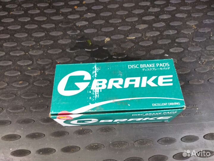 Тормозные колодки передние на а/м Лексус NX200t