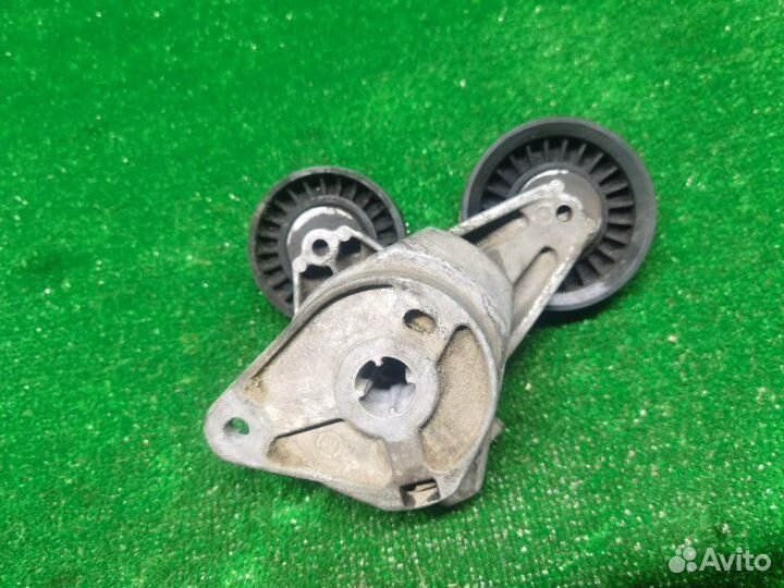 Натяжитель ремня генератора Ford Focus 2 купе 1.8