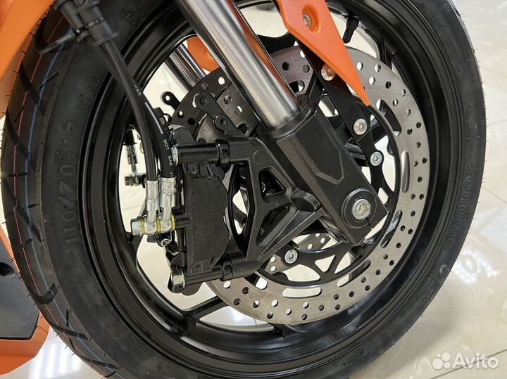 Электромотоцикл Yamaha R3