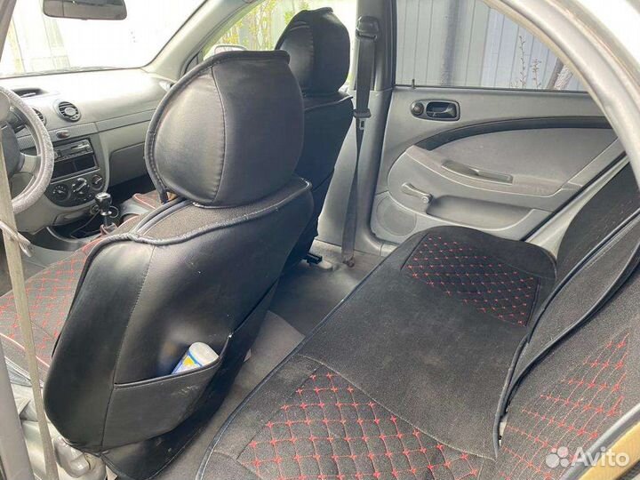 Автомобильные чехлы на сиденья Lacetti