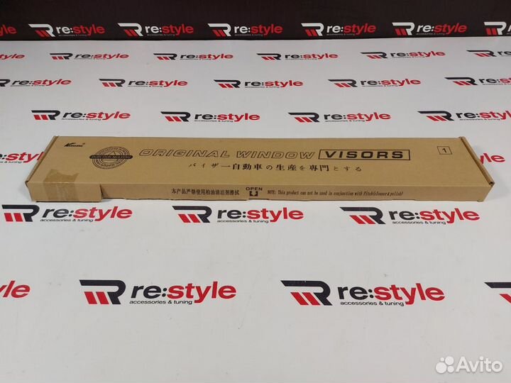 Ветровики Toyota Noah 60 R1294