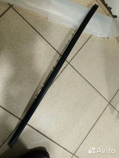 Молдинги Прадо 150