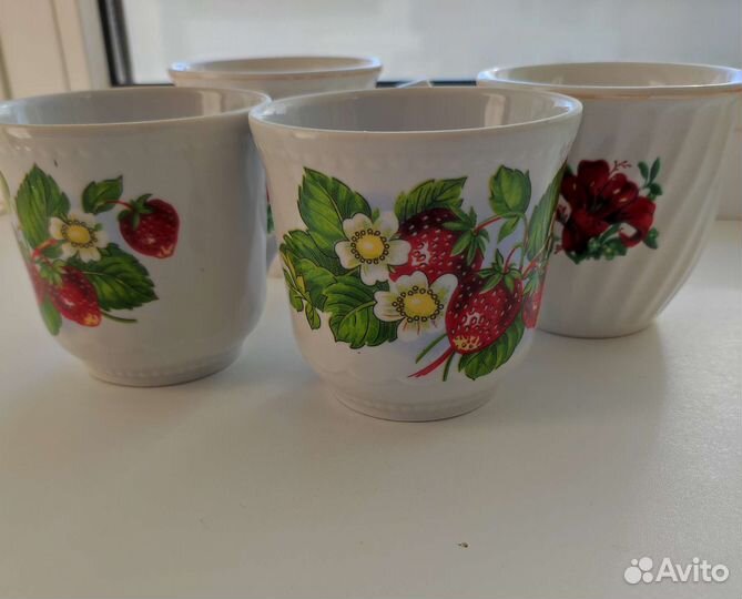 Фужеры, стаканы, бокалы