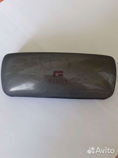 Футляр для очков