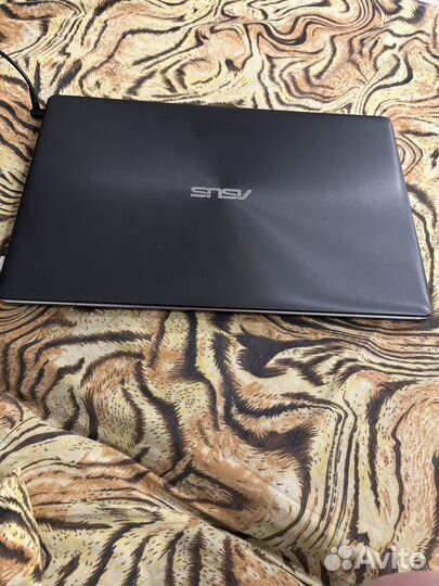 Ноутбук asus