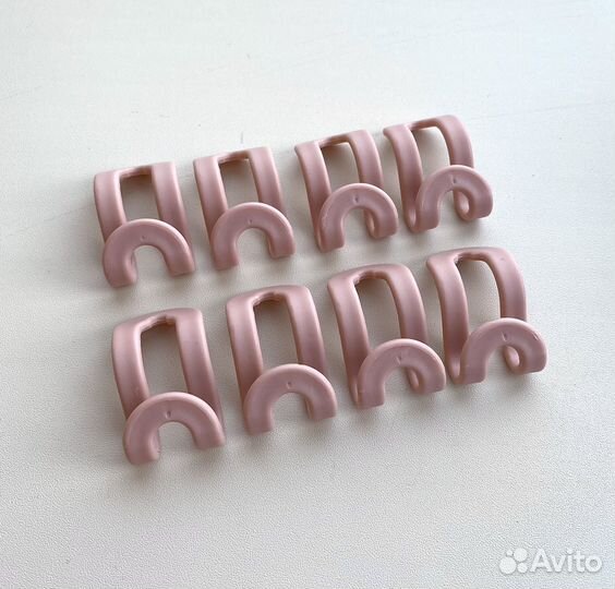 Крючки для одежды