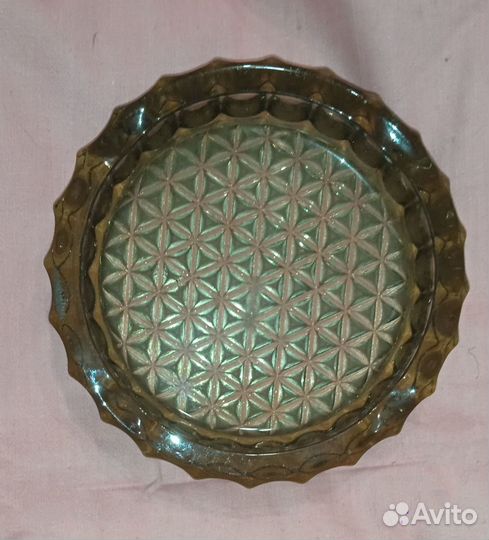 Пепельница, цветное стекло