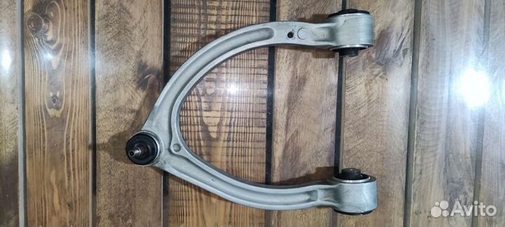 Рычаг подвески передний верхний правыйMercedes