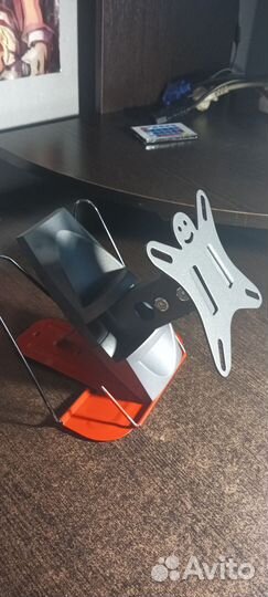 Кронштейн Holder