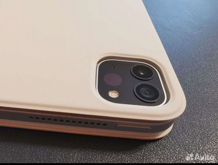 Чехол клавиатура для iPad pro 11