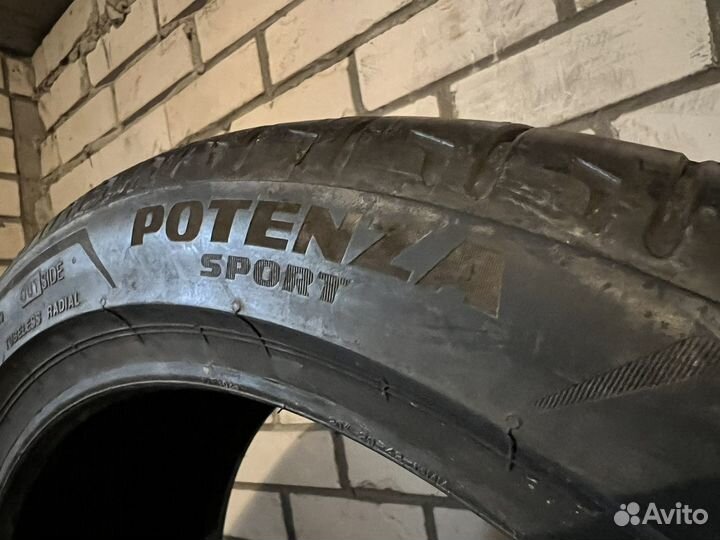 Bridgestone Alenza 001 245/45 R20