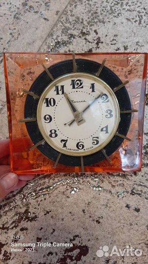 Часы винтаж молния, луч, чайка,янтарь,ракета