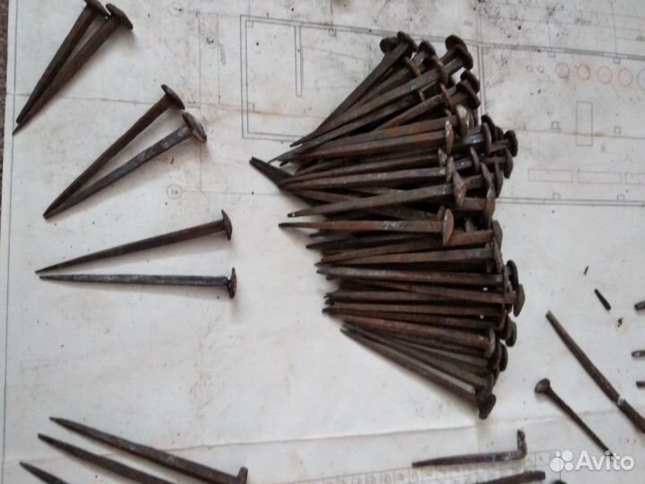 Гвоздь кованый, старинный, начало 20века